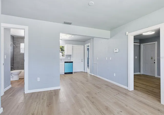 Photo 1 of Single family home for sale at 8143 Overlook Pl NE, Saint Petersburg, FL 33702 | MLS# TB8549864 | Listing updated on 2026-09-19