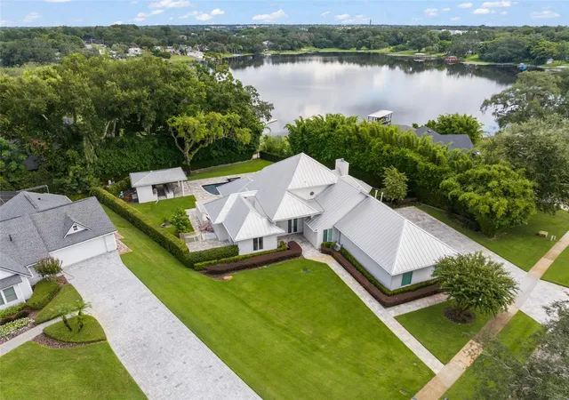 Photo 1 of Single family home for sale at 9019 Spence Ct, Gotha, FL 34734 | MLS# O6442962 | Listing updated on 2026-10-20