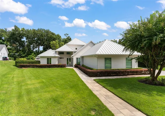 Photo 2 of Single family home for sale at 9019 Spence Ct, Gotha, FL 34734 | MLS# O6442962 | Listing updated on 2026-10-20
