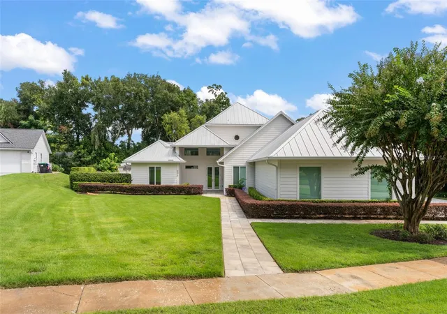 Photo 3 of Single family home for sale at 9019 Spence Ct, Gotha, FL 34734 | MLS# O6442962 | Listing updated on 2026-10-20
