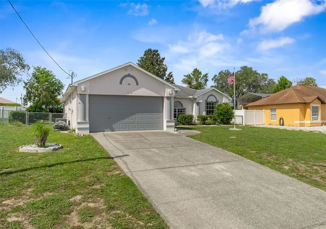 Photo 2 of Single family home for sale at 5119 Odin St, Spring Hill, FL 34608 | MLS# W7889618 | Listing updated on 2026-09-19