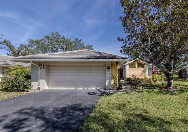 Photo 1 of Single family home for sale at 268 Southampton Dr #309, Venice, FL 34293 | MLS# N6145822 | Listing updated on 2026-09-18