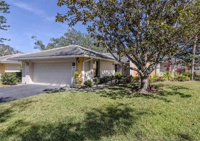 Photo 2 of Single family home for sale at 268 Southampton Dr #309, Venice, FL 34293 | MLS# N6145822 | Listing updated on 2026-09-18