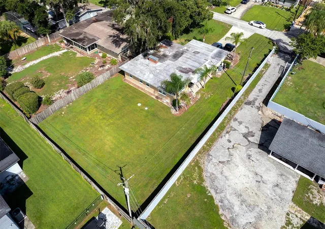 Photo 2 of Single family home for sale at 180 E Faith Ter, Maitland, FL 32751 | MLS# O6442967 | Listing updated on 2026-09-18
