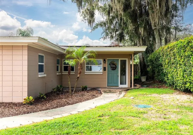 Photo 3 of Single family home for sale at 180 E Faith Ter, Maitland, FL 32751 | MLS# O6442967 | Listing updated on 2026-09-18