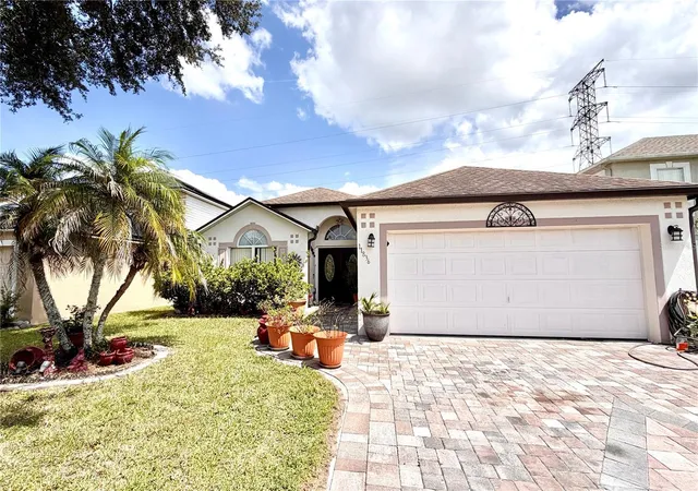 Photo 1 of Single family home for sale at 11836 Bentry St, Orlando, FL 32824 | MLS# O6442968 | Listing updated on 2026-09-20
