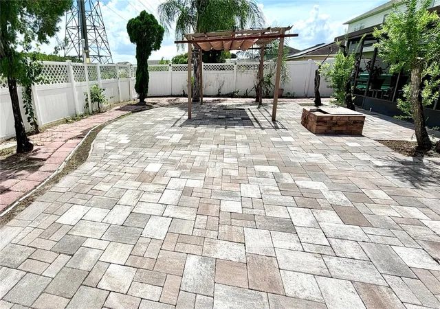 Photo 3 of Single family home for sale at 11836 Bentry St, Orlando, FL 32824 | MLS# O6442968 | Listing updated on 2026-09-20