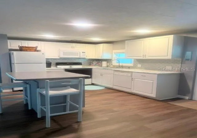 Photo 2 of Manufactured home for sale at 10548 Palm Dr #5, Largo, FL 33773 | MLS# TB8549877 | Listing updated on 2026-09-18