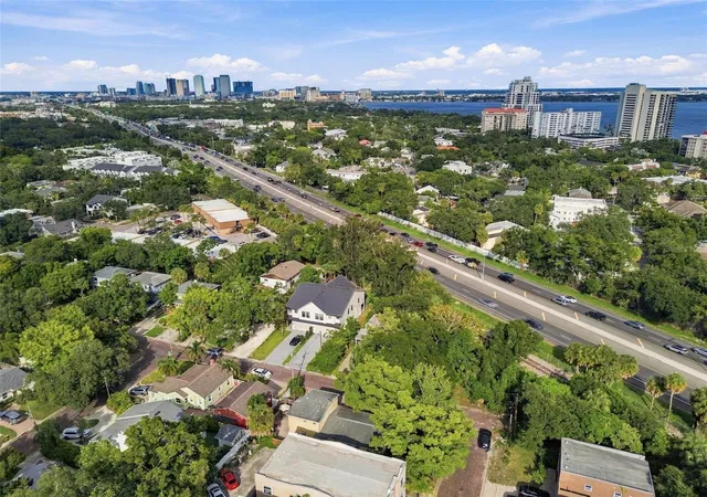 Photo 2 of Single family home for sale at 2801 W San Isidro St, Tampa, FL 33629 | MLS# A4706587 | Listing updated on 2026-09-19