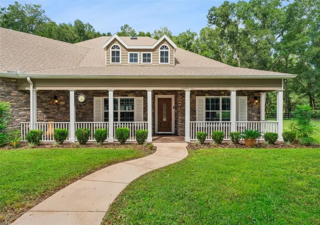 Photo 1 of Single family home for sale at 35629 Seneca Reserve Dr, Eustis, FL 32736 | MLS# O6442977 | Listing updated on 2026-09-20
