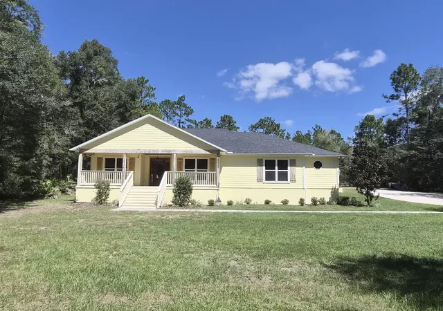 Photo 1 of Single family home for sale at 18216 Sw 68th Loop, Dunnellon, FL 34432 | MLS# OM732496 | Listing updated on 2026-10-06