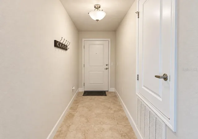 Photo 2 of Single family home for sale at 1714 Carnostie Rd, Winter Haven, FL 33884 | MLS# R4912028 | Listing updated on 2026-09-21