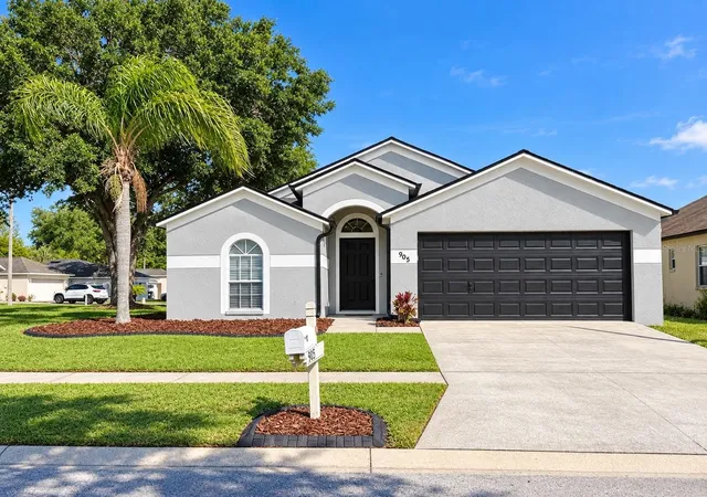 Single family home for sale at 905 Rocky Mountain Ct, VALRICO, FL 33594 | MLS# TB8549902