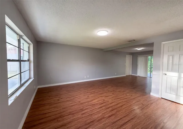 Photo 3 of Single family home for sale at 293 Michael Ave, Daytona Beach, FL 32117 | MLS# O6442987 | Listing updated on 2026-10-09