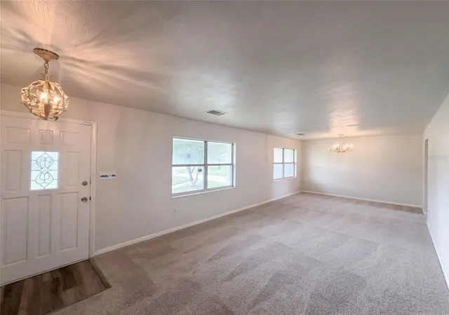 Photo 3 of Single family home for sale at 4427 Pinebrooke Pl, Dover, FL 33527 | MLS# O6442988 | Listing updated on 2026-09-20