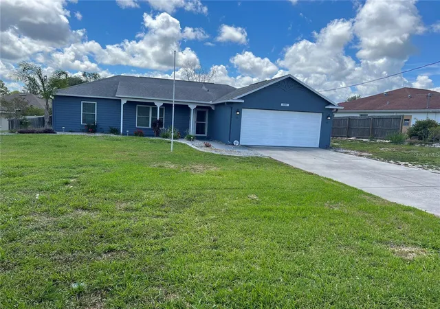 Photo 2 of Single family home for sale at 6130 Nantucket Ln, Spring Hill, FL 34608 | MLS# TB8549907 | Listing updated on 2026-09-19
