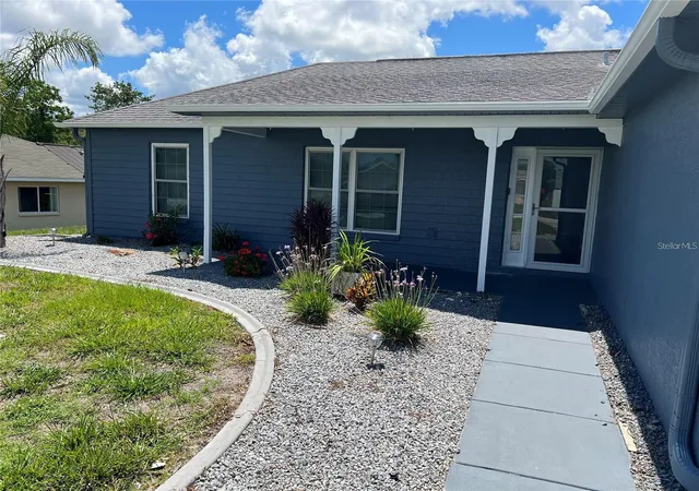 Photo 3 of Single family home for sale at 6130 Nantucket Ln, Spring Hill, FL 34608 | MLS# TB8549907 | Listing updated on 2026-09-19