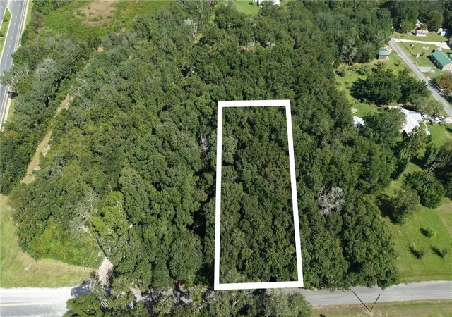 Photo 2 of Land for sale at 104 Twin Lake Grv Dr, Interlachen, FL 32148 | MLS# O6442991 | Listing updated on 2026-09-19