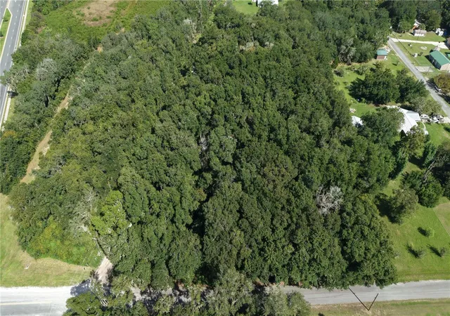 Photo 3 of Land for sale at 104 Twin Lake Grv Dr, Interlachen, FL 32148 | MLS# O6442991 | Listing updated on 2026-09-19