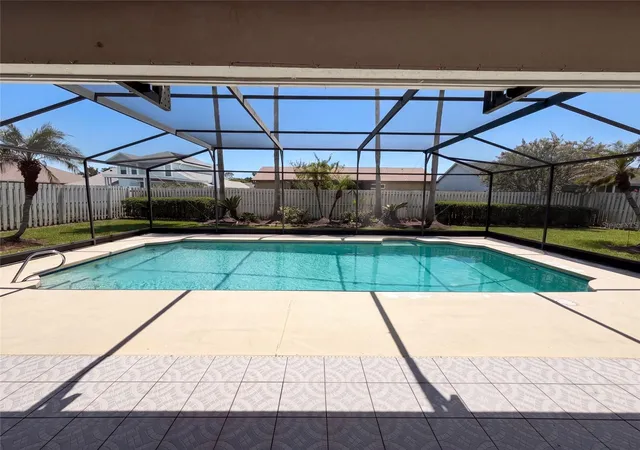 Photo 2 of Single family home for sale at 14725 Eagles Xing Dr, Orlando, FL 32837 | MLS# O6442993 | Listing updated on 2026-10-08