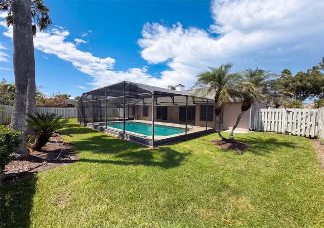 Photo 3 of Single family home for sale at 14725 Eagles Xing Dr, Orlando, FL 32837 | MLS# O6442993 | Listing updated on 2026-10-08