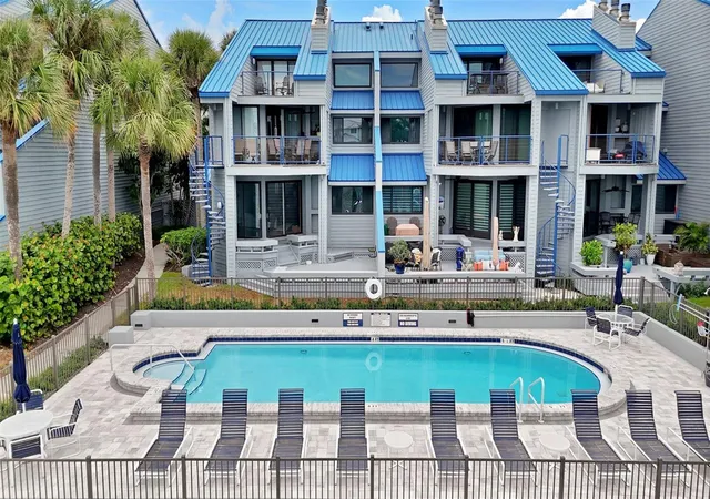 Photo 2 of Condo for sale at 910 Pinellas Bayway S #107, Saint Petersburg, FL 33715 | MLS# TB8549908 | Listing updated on 2026-10-04