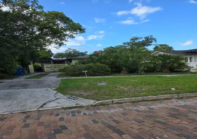 Photo 1 of Land for sale at 1421 Chestnut Ave, Winter Park, FL 32789 | MLS# O6442995 | Listing updated on 2026-09-19