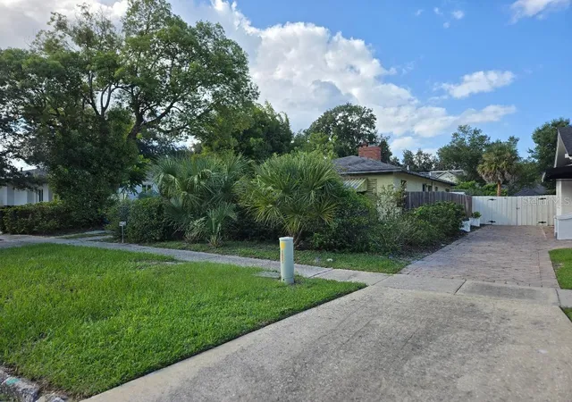 Photo 3 of Land for sale at 1421 Chestnut Ave, Winter Park, FL 32789 | MLS# O6442995 | Listing updated on 2026-09-19