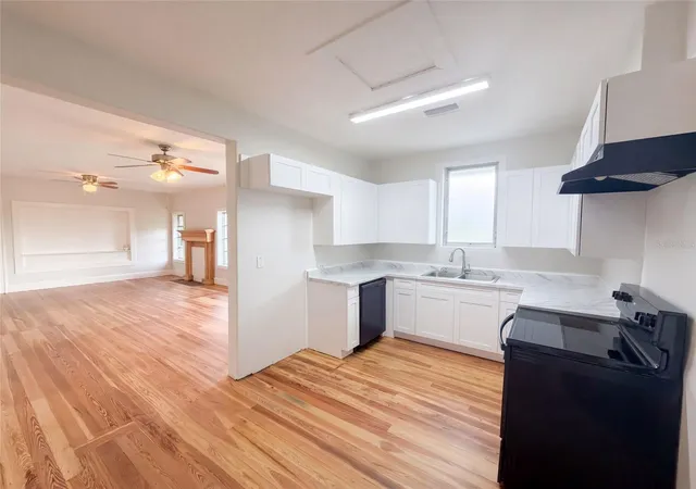 Photo 1 of Single family home for sale at 4805 Coronet Rd, Plant City, FL 33566 | MLS# O6442999 | Listing updated on 2026-09-22