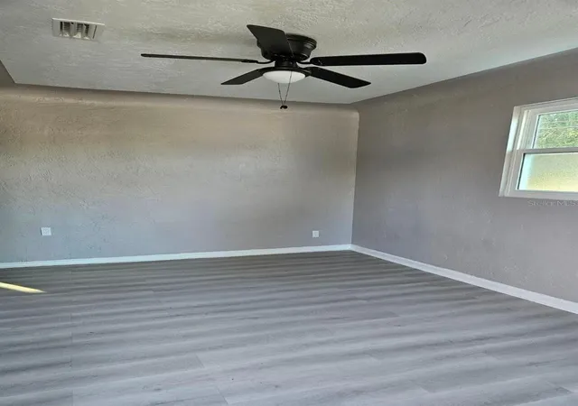 Photo 4 of Single family home for sale at 721 12th Street S, Saint Petersburg, FL 33705 | MLS# TB8549912 | Listing updated on 2026-09-19