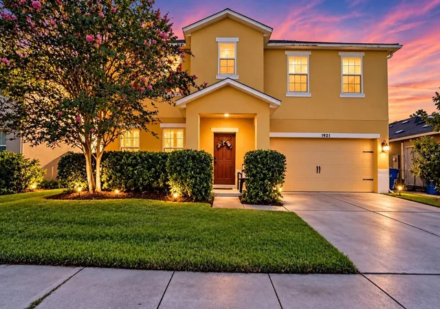 Single family home for sale at 1921 Betsy Ross Ln, Saint Cloud, FL 34769 | MLS# S5157869