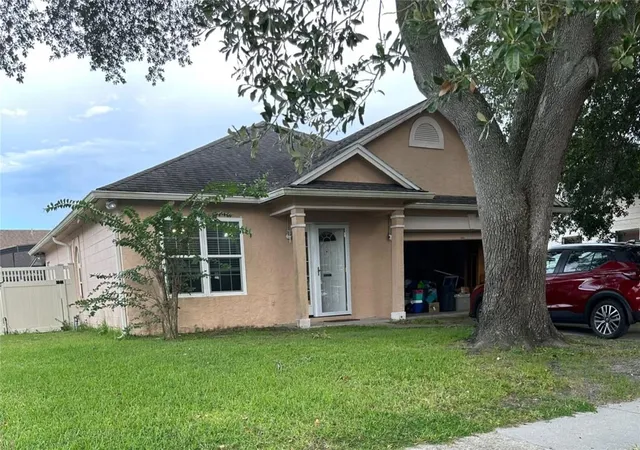 Photo 2 of Single family home for sale at 8041 Excalibur Ct, Orlando, FL 32822 | MLS# O6443003 | Listing updated on 2026-09-22