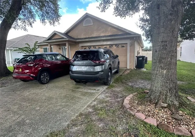 Photo 4 of Single family home for sale at 8041 Excalibur Ct, Orlando, FL 32822 | MLS# O6443003 | Listing updated on 2026-09-22