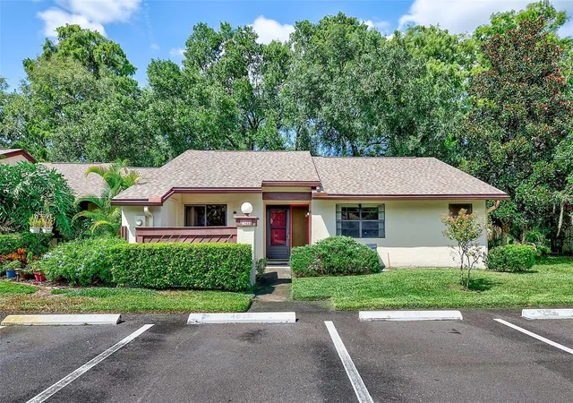 Photo 1 of Single family home for sale at 4031 Arrowwood Ct, Palm Harbor, FL 34684 | MLS# TB8549918 | Listing updated on 2026-09-19