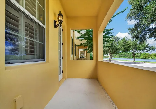Photo 4 of Townhouse for sale at 8668 Elder Ln, Orlando, FL 32827 | MLS# O6443005 | Listing updated on 2026-09-24