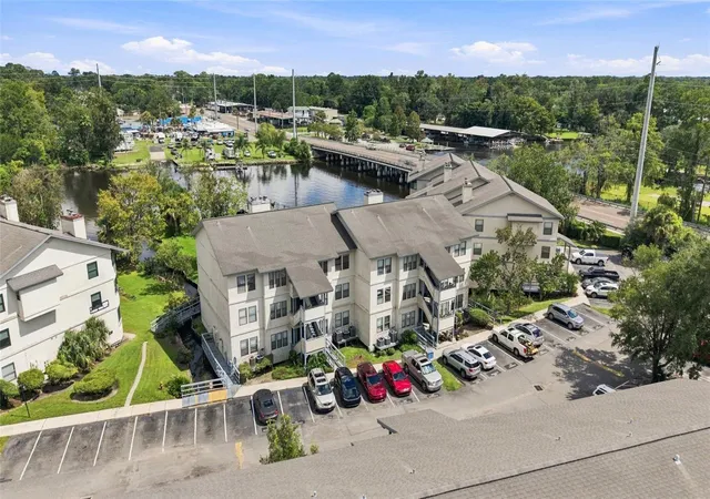 Photo 1 of Condo for sale at 5615 San Juan Ave #309, Jacksonville, FL 32210 | MLS# A4706596 | Listing updated on 2026-09-19