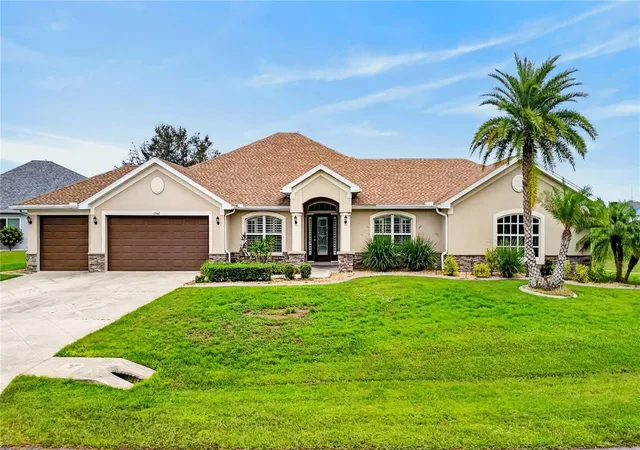 Single family home for sale at 13443 SW Pembroke Cir N, LAKE SUZY, FL 34269 | MLS# C7530899