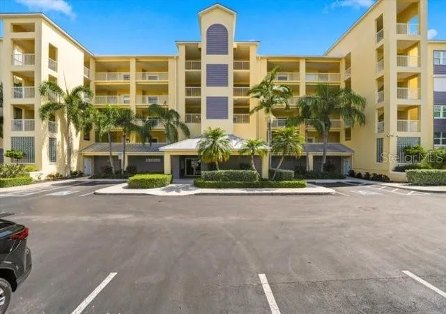 Photo 3 of Condo for sale at 425 150th Avenue #2302, Madeira Beach, FL 33708 | MLS# TB8549928 | Listing updated on 2026-10-06