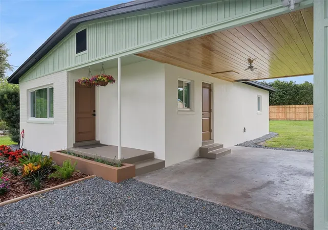 Photo 3 of Single family home for sale at 1602 Overlook Rd, Belle Isle, FL 32809 | MLS# O6443012 | Listing updated on 2026-09-28