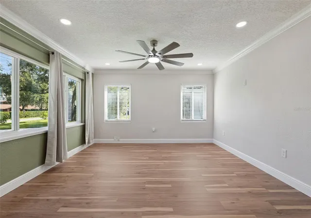 Photo 4 of Single family home for sale at 1602 Overlook Rd, Belle Isle, FL 32809 | MLS# O6443012 | Listing updated on 2026-09-28