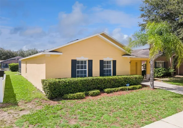 Photo 2 of Single family home for sale at 636 Scrub Jay Way, Davenport, FL 33896 | MLS# S5157870 | Listing updated on 2026-09-19