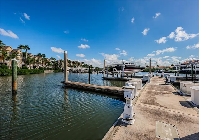 Photo 3 of Townhouse for sale at 4324 Spinnaker Cvs Ln, Tampa, FL 33615 | MLS# TB8549934 | Listing updated on 2026-09-19