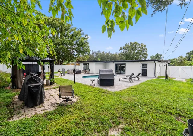 Photo 3 of Single family home for sale at 1307 Baltimore Dr, Orlando, FL 32810 | MLS# TB8549936 | Listing updated on 2026-09-19