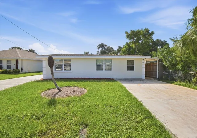 Single family home for sale at 2141 Mango Ave, SARASOTA, FL 34234 | MLS# O6443016