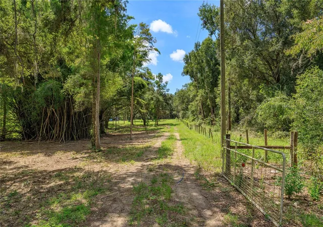 Photo 1 of Land for sale at 22406 Belgard Ln, Astatula, FL 34705 | MLS# G5117979 | Listing updated on 2026-09-19