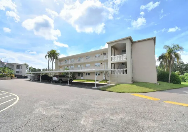 Condo for sale at 948 Virginia St #210, DUNEDIN, FL 34698 | MLS# TB8549943