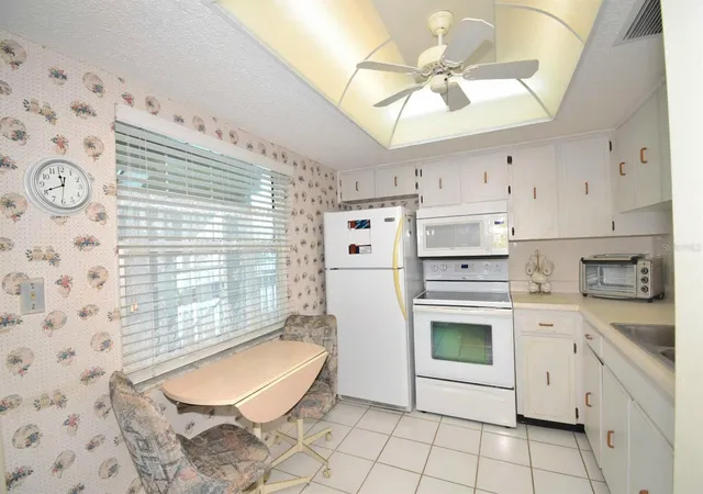 Photo 3 of Condo for sale at 948 Virginia St #210, Dunedin, FL 34698 | MLS# TB8549943 | Listing updated on 2026-09-20