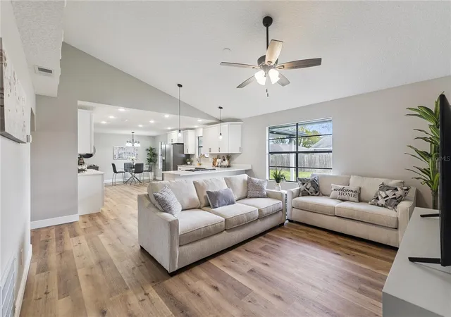 Photo 2 of Sale Pending at 3211 Travelers Palm Dr, Edgewater, FL 32141 | MLS# O6443024 | Listing updated on 2026-10-08