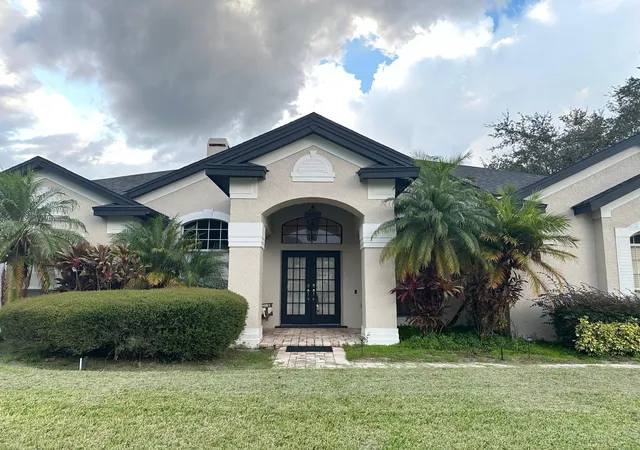 Photo 3 of Single family home for sale at 10349 Pointview Ct, Orlando, FL 32836 | MLS# S5157875 | Listing updated on 2026-09-28