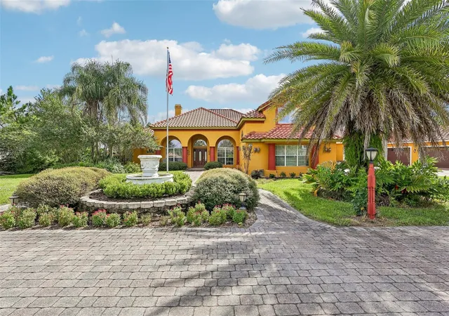 Photo 1 of Single family home for sale at 32736 Wolfs Trl, Sorrento, FL 32776 | MLS# O6443039 | Listing updated on 2026-10-05